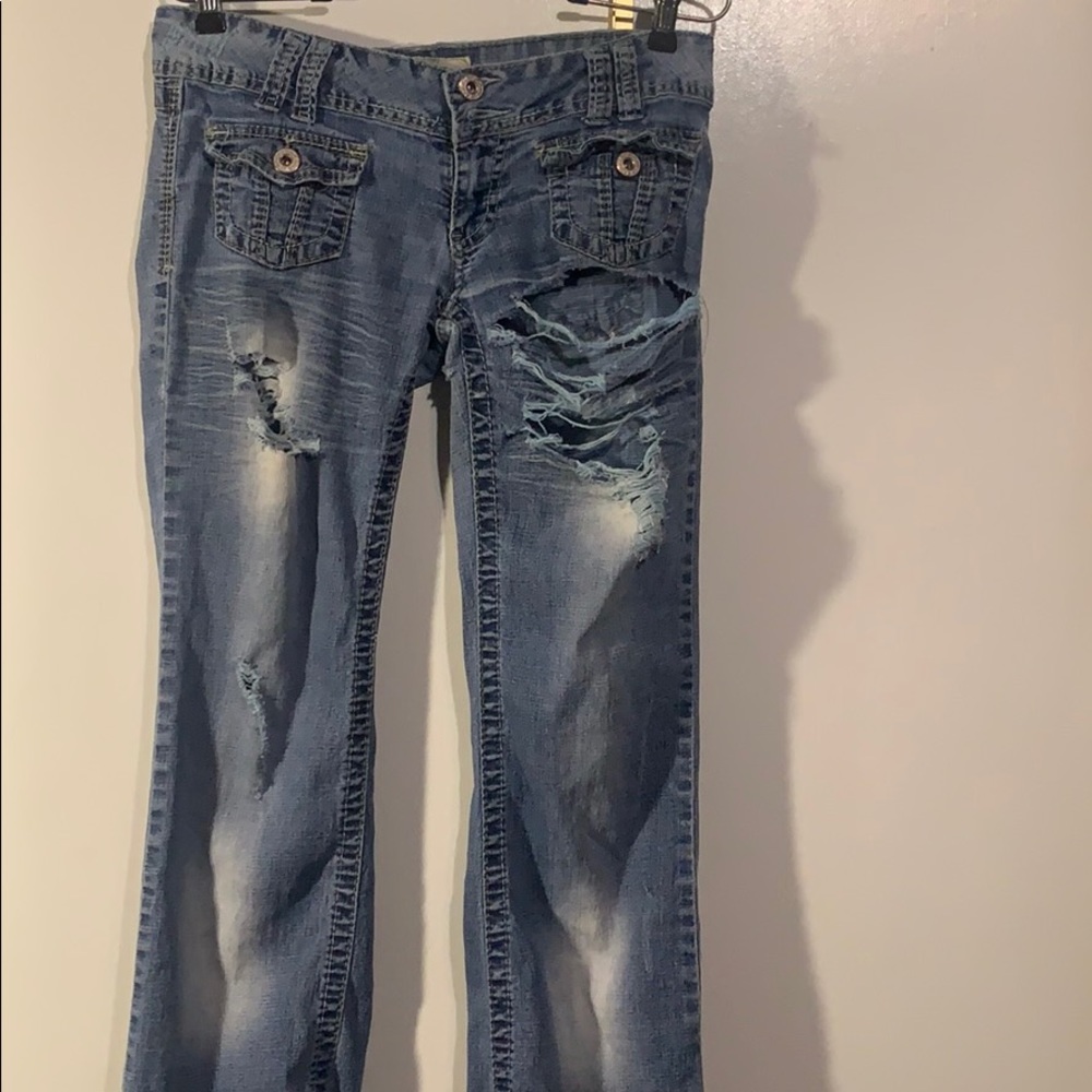 Super sexy angels holey jeans